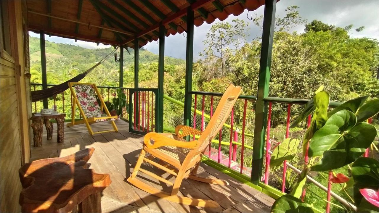 La Acuarela, Posada De La Monita Pereira Εξωτερικό φωτογραφία
